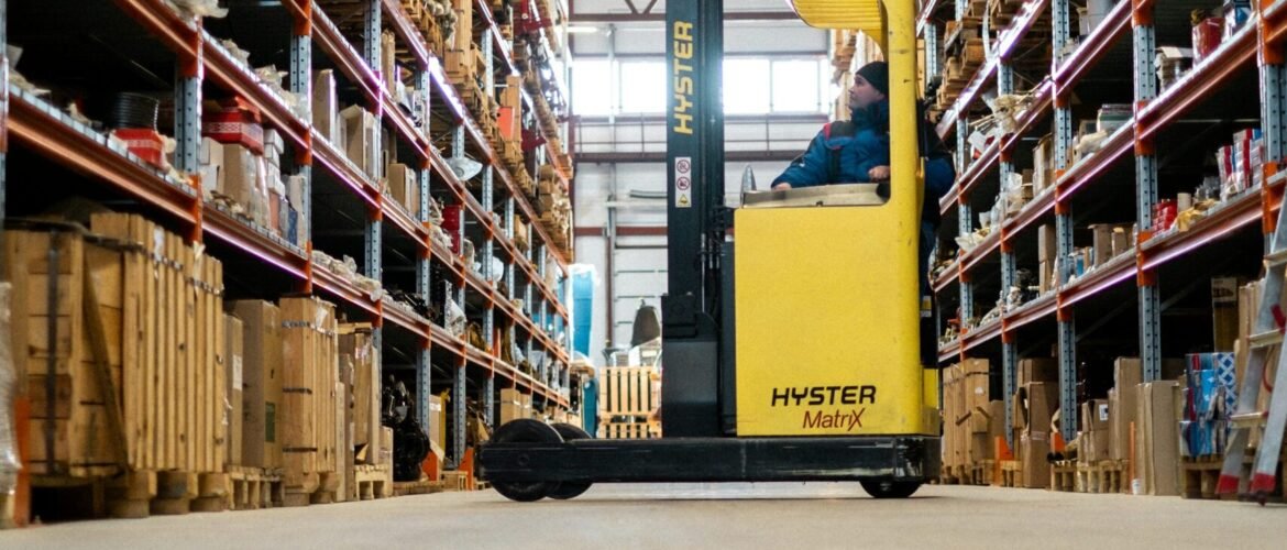 Jasa logistik perusahaan untuk kebutuhan operasional bisnis